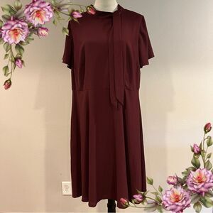 Talbots burgundy color plus size short sleeves formal dress with belt size 14WP